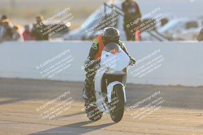 media/Dec-05-2025-CVMA Friday Practice (Fri) [[303bad9a84]]/3-Racer 3 (NRS)/Mock Race/